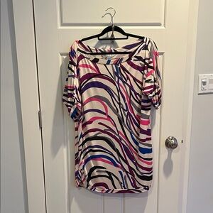 Diane Von Furstenberg Abstract Print Short Sleeve dress